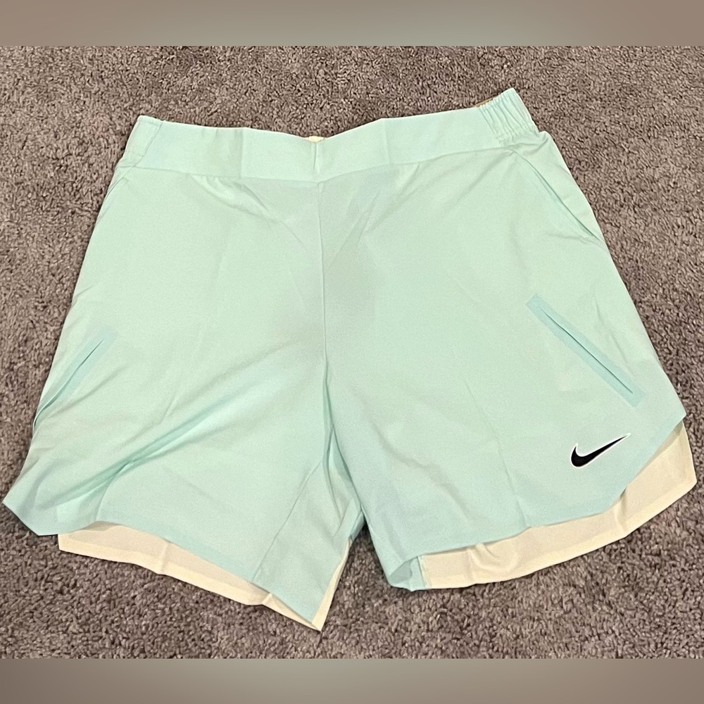Nike Court Dri Fit Advantage 7” Tennis Shorts Light Blue Mens Size XL